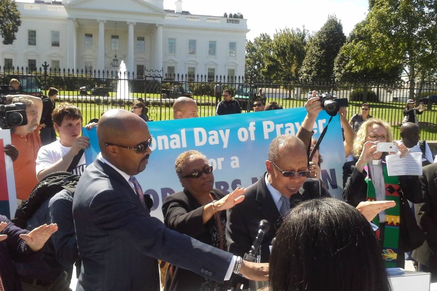 CLERGY STAND IN SOLIDARITY WITH LOW-WAGE WORKERS AT WHITE HOUSE